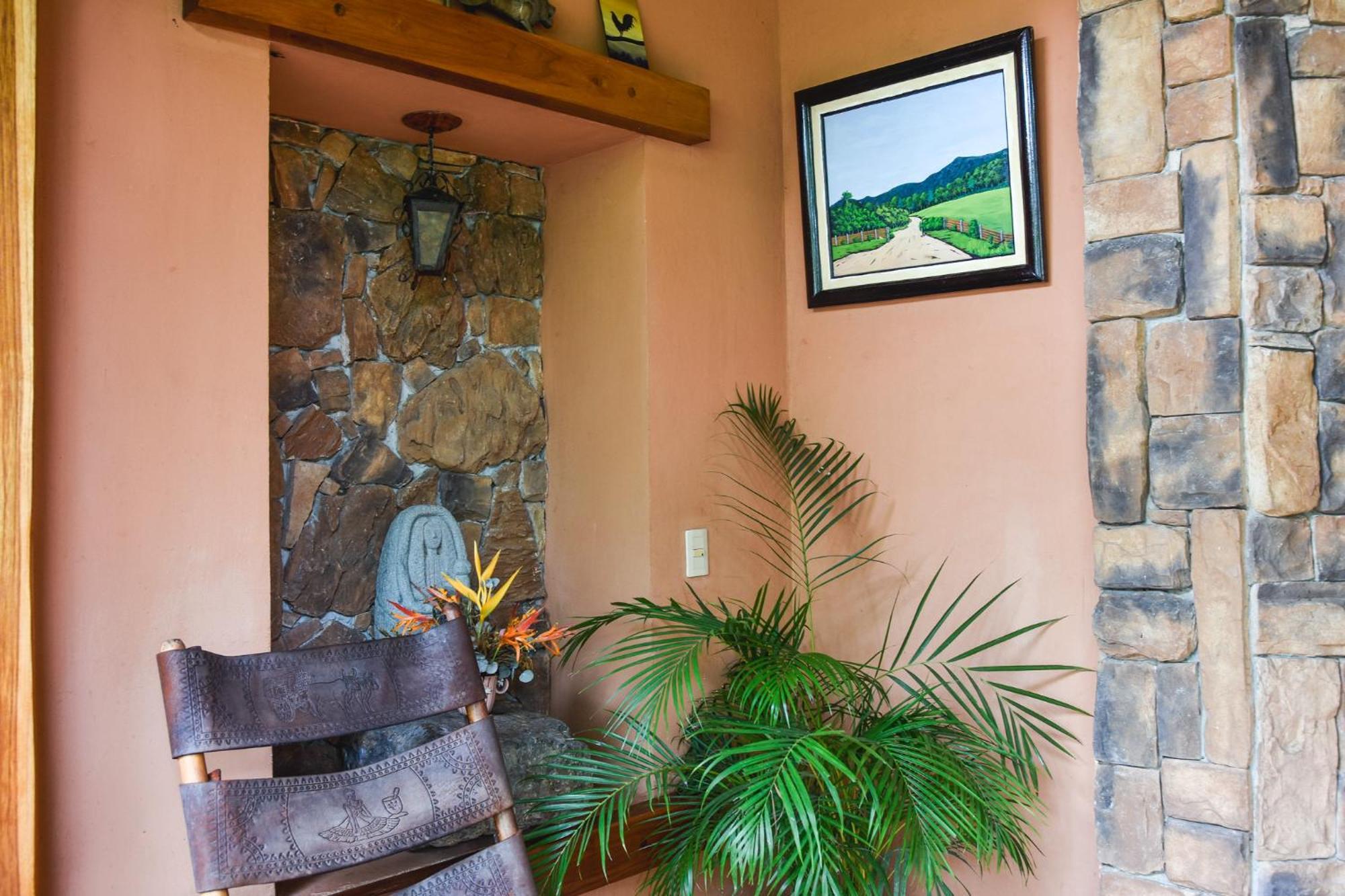Casa Cora Bed And Breakfast Carmona Экстерьер фото